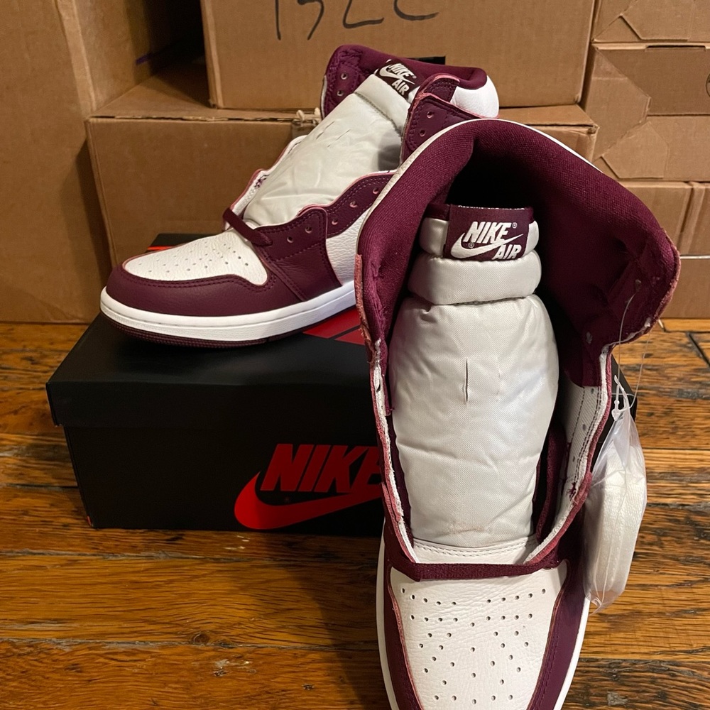 Jordan 1 High - Picture 5 of 16